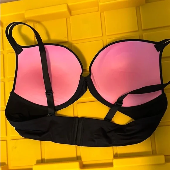 Black Underwire Bra - Picture 2 of 4